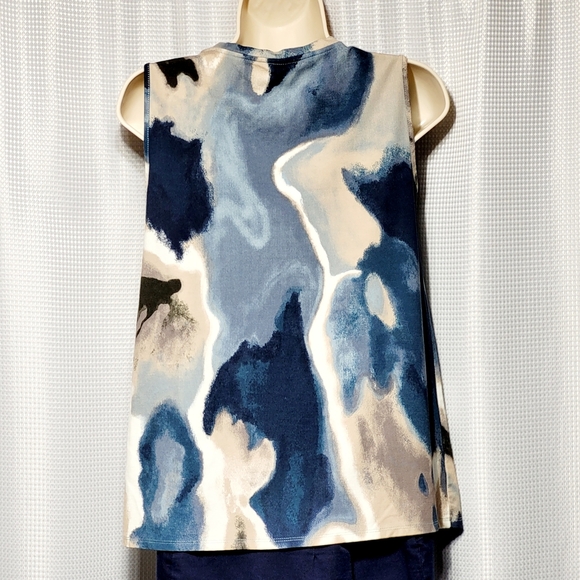 MarlaWynne Abstract Swirled Blue Tan & White Sleeveless Top Women's (XS) - Picture 3 of 7